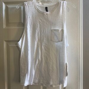 NWT! Vuori Sunset Tank White Sz M